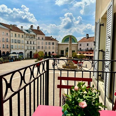 Appt Vue Place De Toscane - 4Min Disneyland-Paris سيري المظهر الخارجي الصورة
