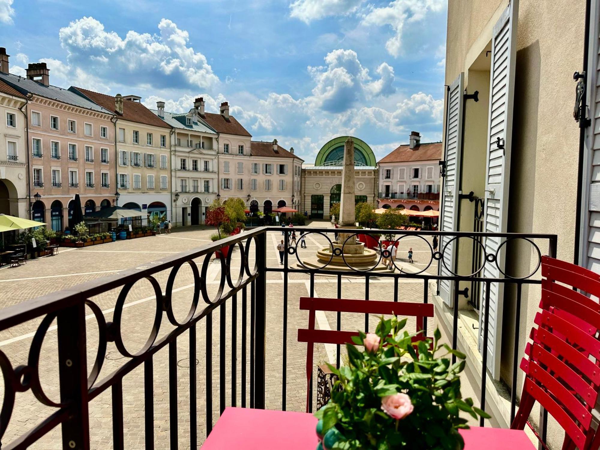 Appt Vue Place De Toscane - 4Min Disneyland-Paris سيري المظهر الخارجي الصورة